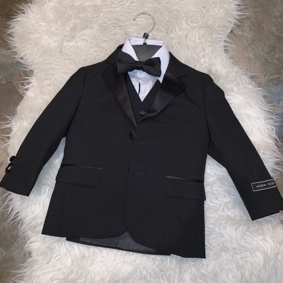 Andrew Fezza Tuxedo - Picture 2 of 4